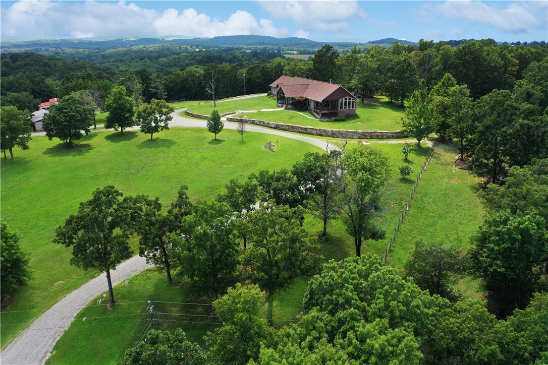 Property Photo: 6633 S Highway 201 AR 72653