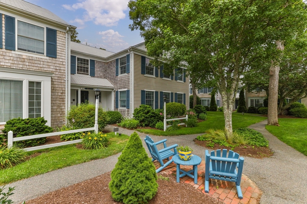Property Photo:  15 Pleasant Street W-24  MA 02646 