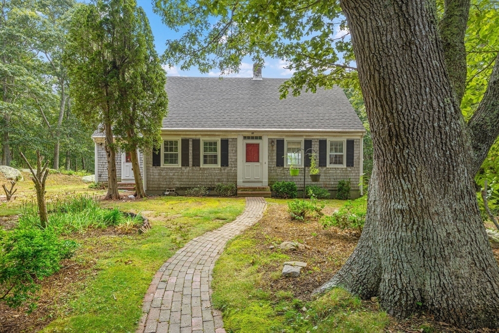 Property Photo:  27 Upland Ave  MA 02540 