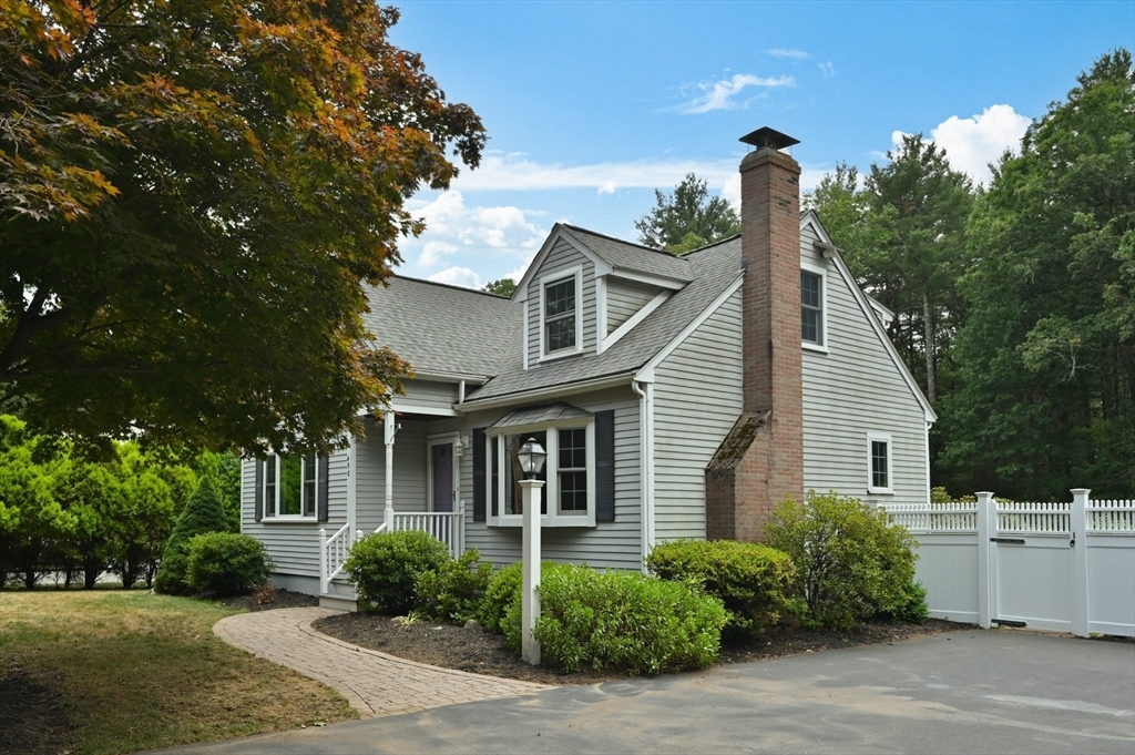 Property Photo:  498 Park St  MA 01864 