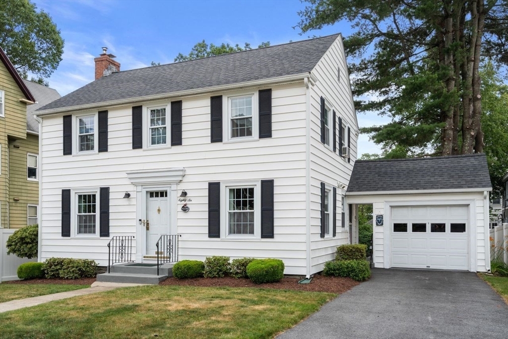 Property Photo: 86 June St MA 01602