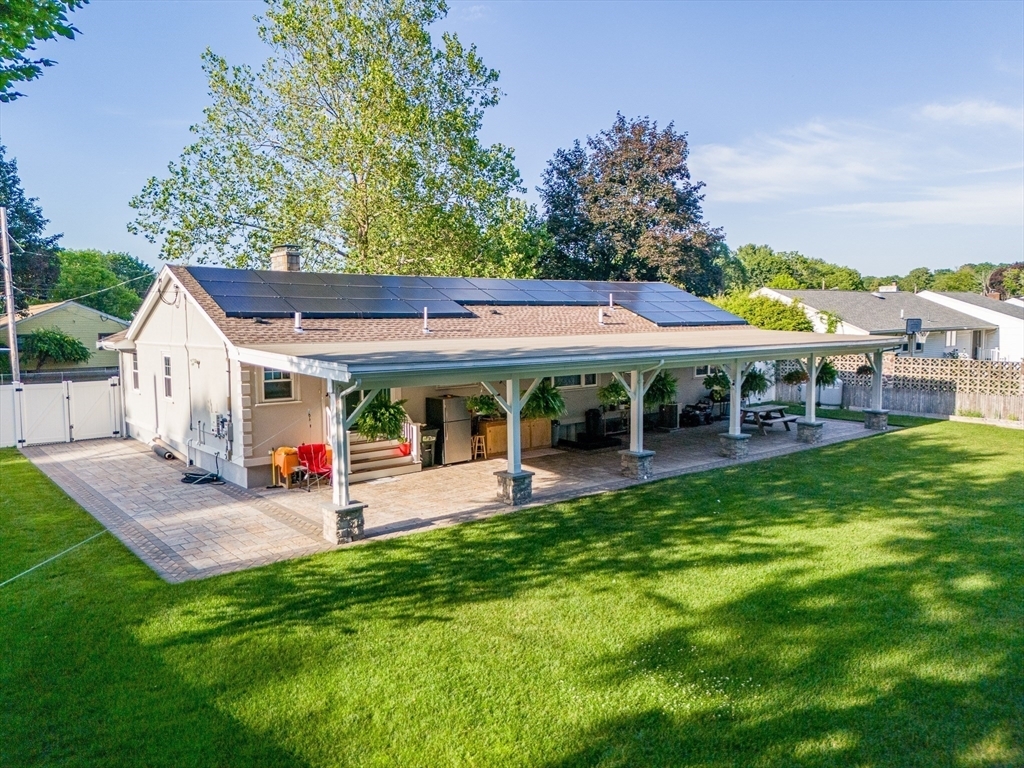 Property Photo:  18 Alfred Rd  MA 01906 