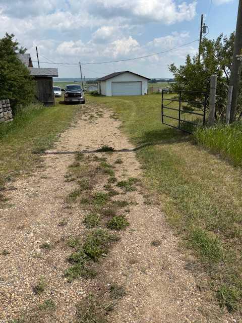 Property Photo: 333045 Rge 27 Township AB T4H 1P2
