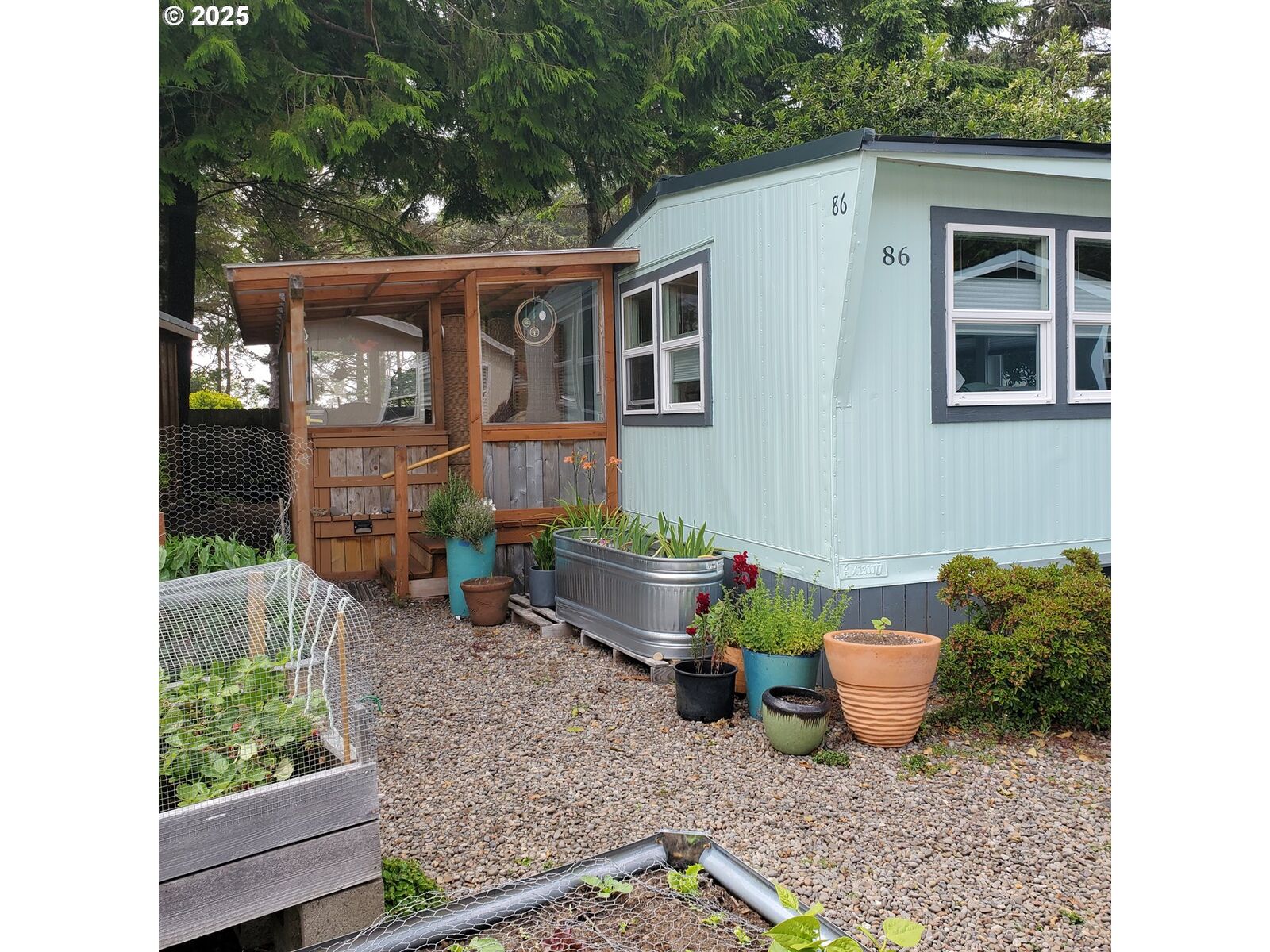 Property Photo: 4875 N Highway 101 #86 OR 97341