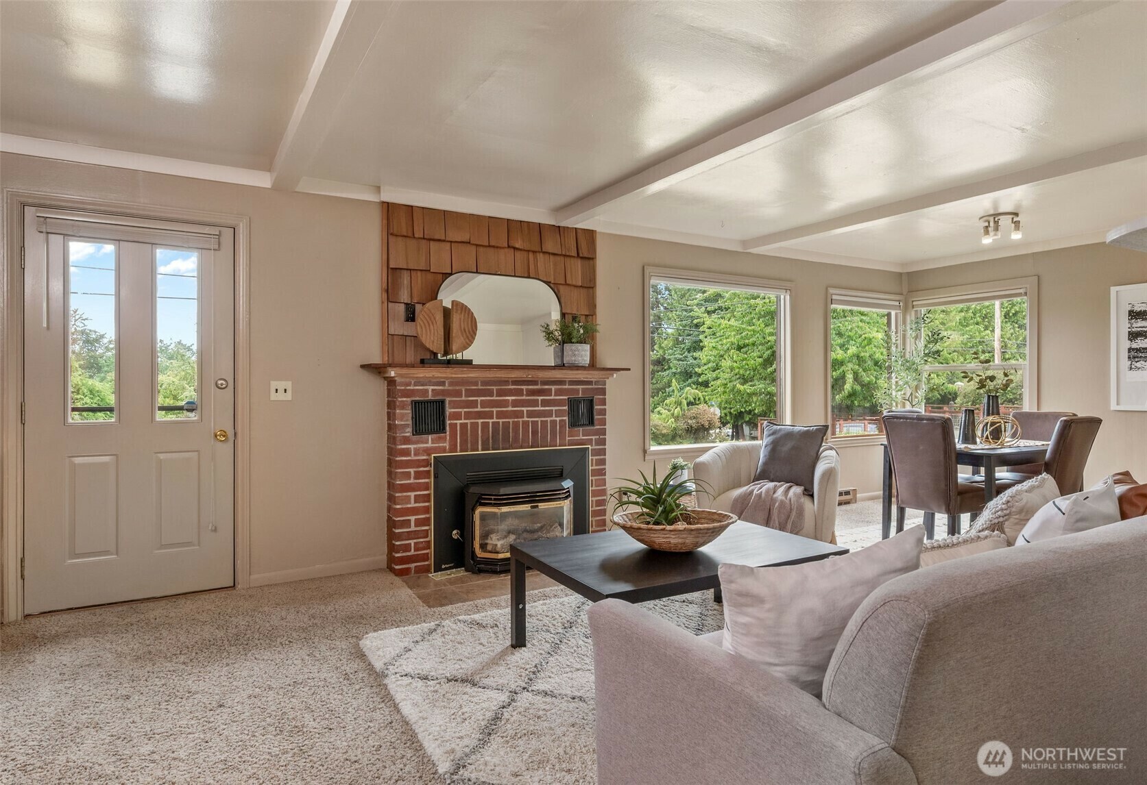 Property Photo: 712 Fir Street WA 98368