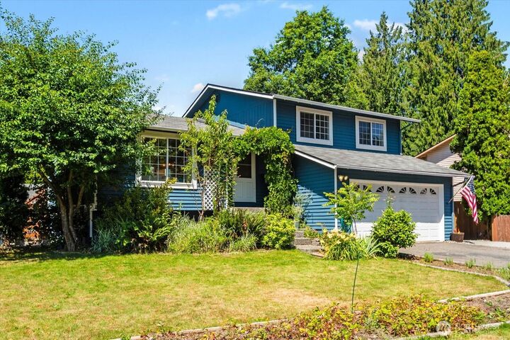 Property Photo:  13218  46th Drive NE  WA 98271 