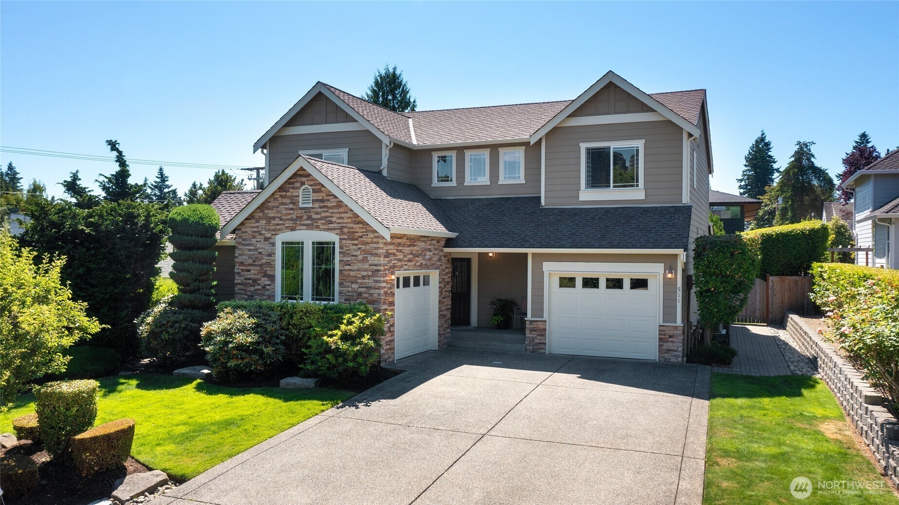 Property Photo: 511 99th Avenue NE WA 98004