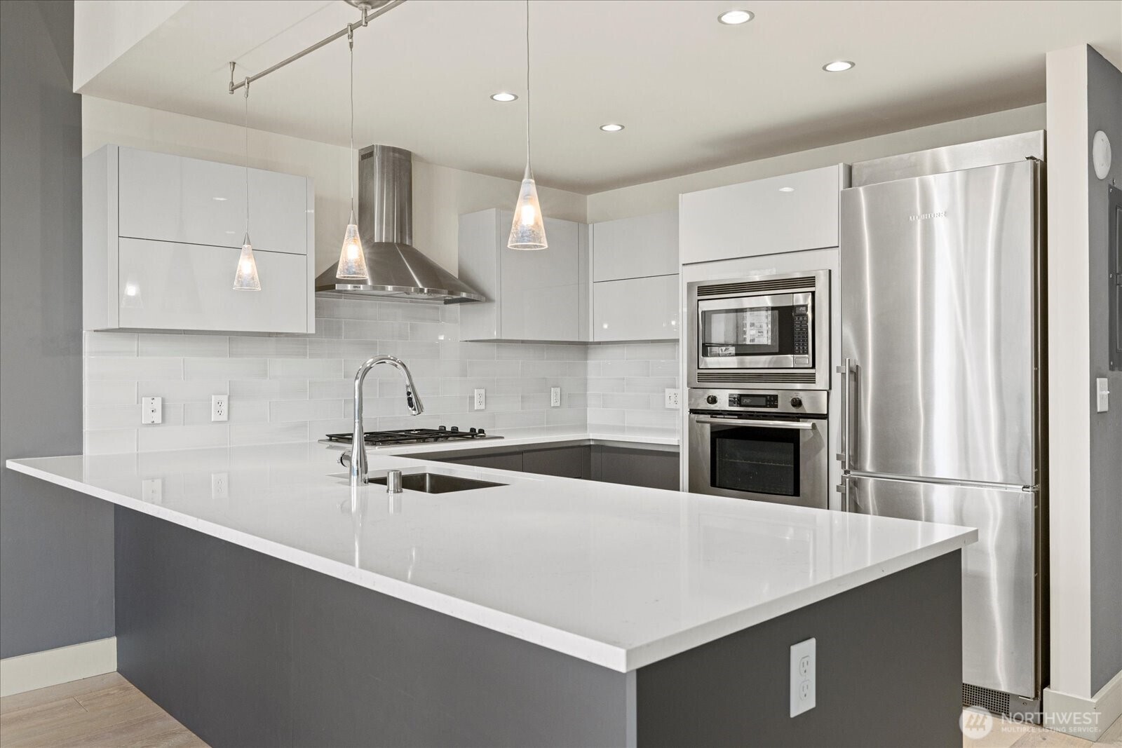 Property Photo: 737 Olive Way 1903 WA 98101