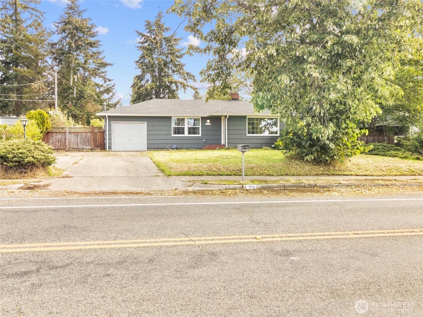 Property Photo:  8839 S Yakima Avenue  WA 98444 