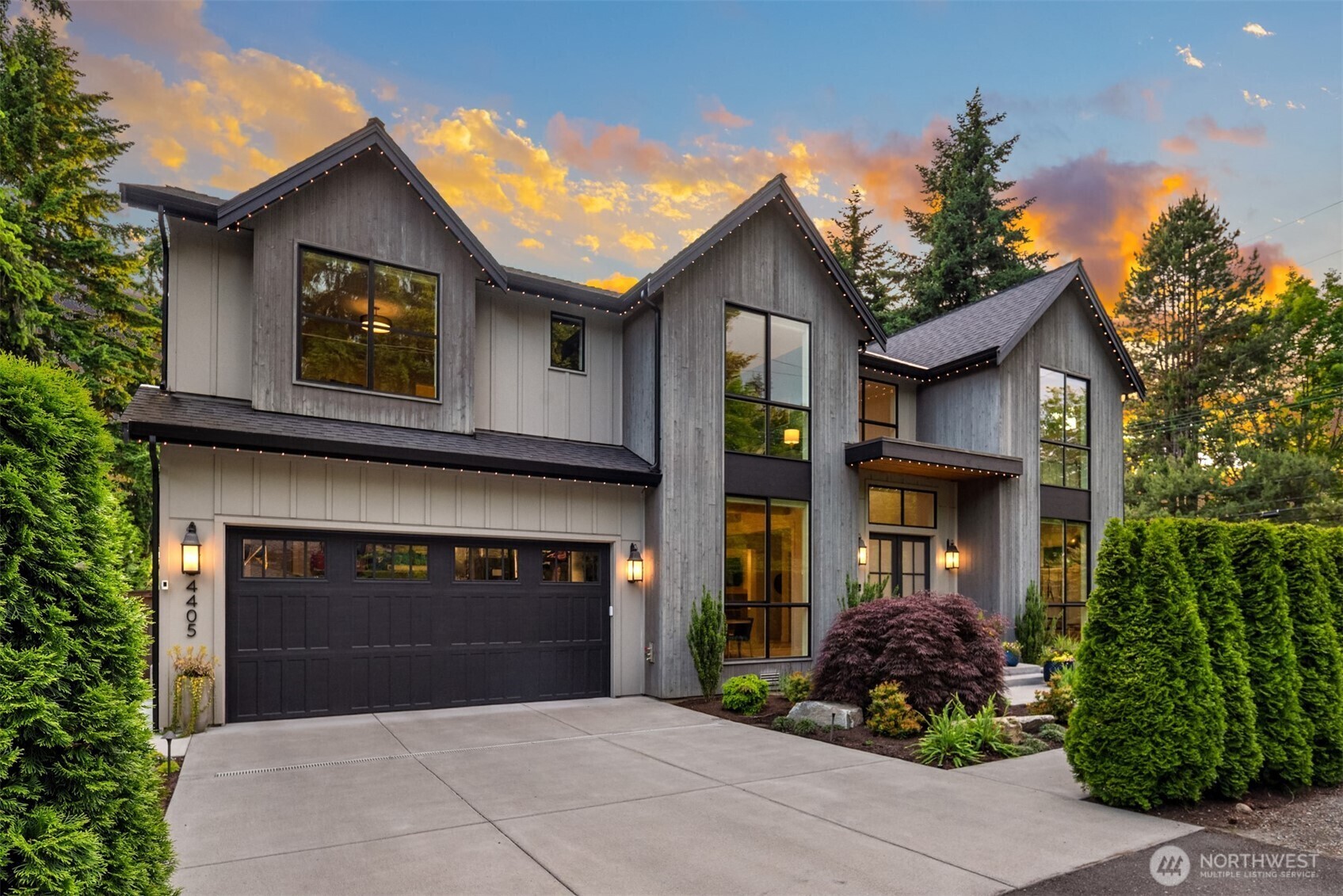 Property Photo: 4405 88th Avenue SE WA 98040
