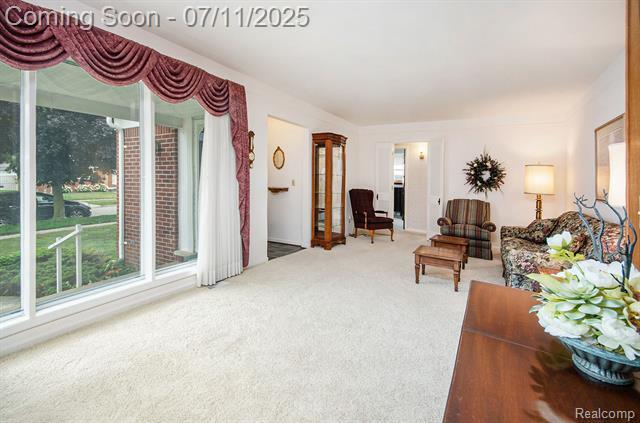 Property Photo: 6147 Dwight Street MI 48127