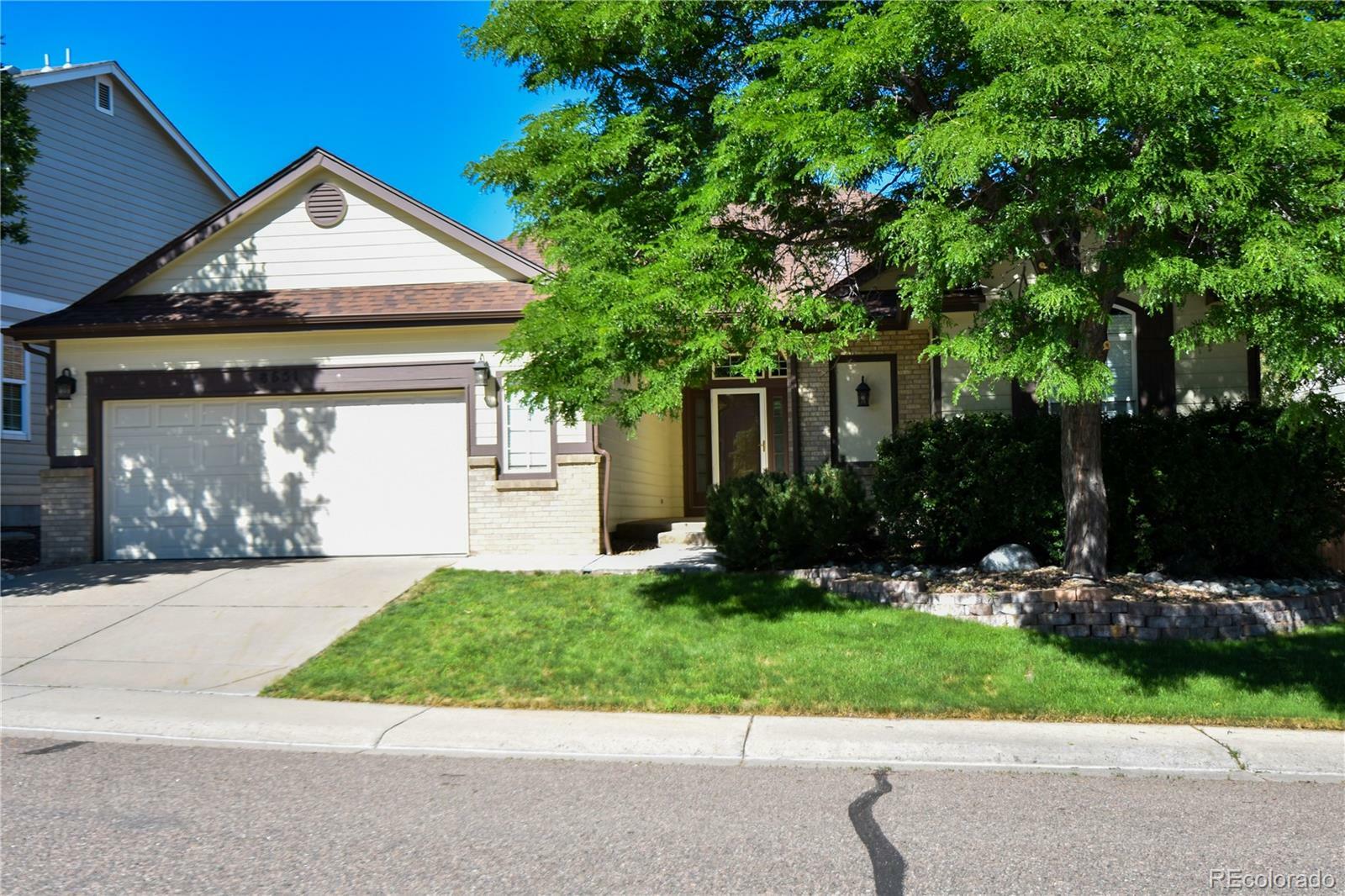 Property Photo: 8651 Mallard Place CO 80126