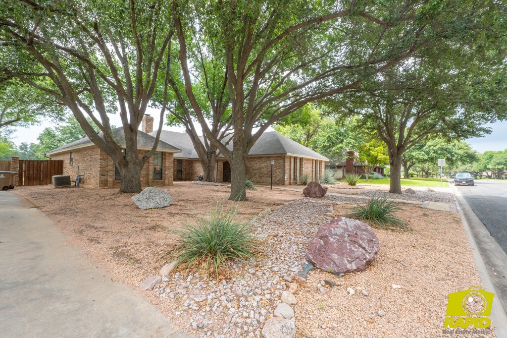 Property Photo: 5234 Beverly Dr TX 76904