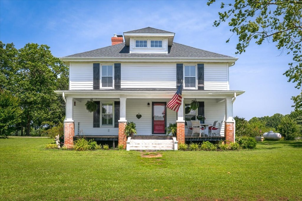 Property Photo: 3261 Alvis VA 23950