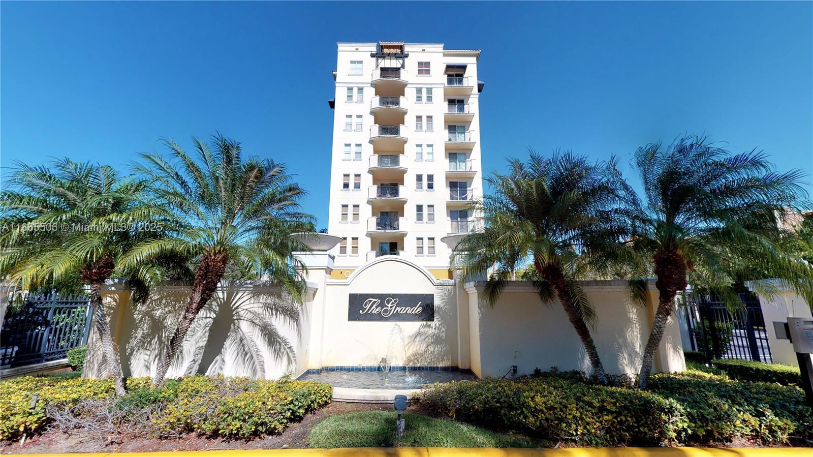 9021 SW 94th St 604  Miami FL 33176 photo