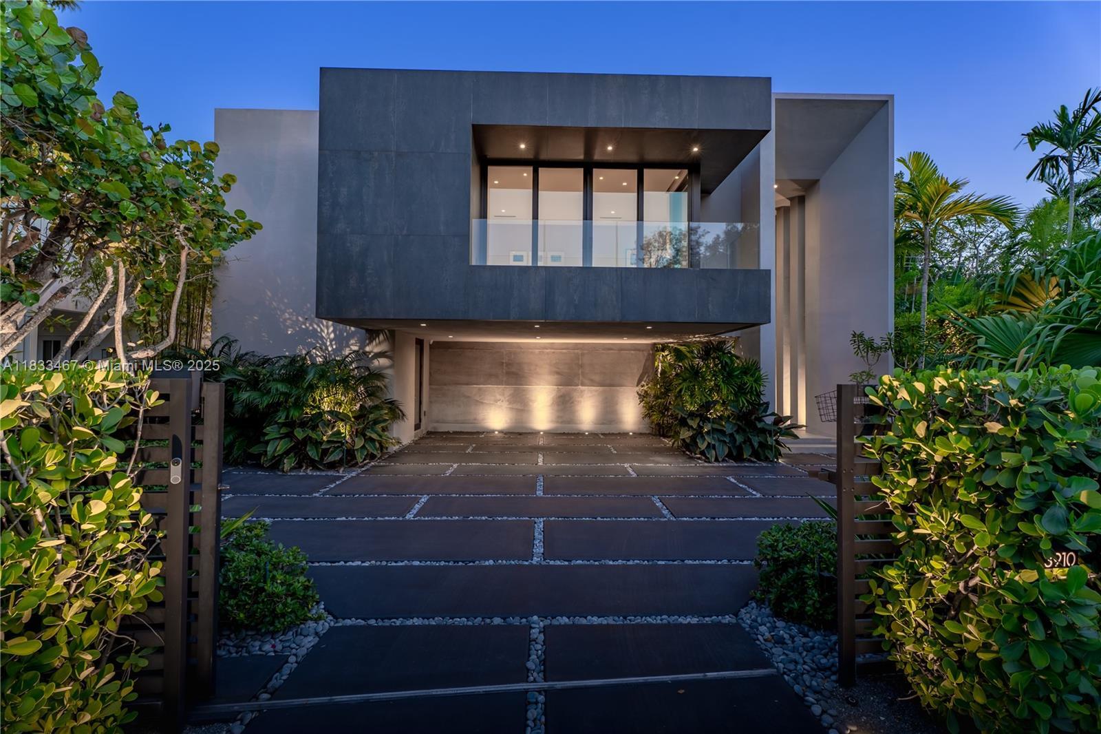 Property Photo: 3910 Battersea Rd FL 33133