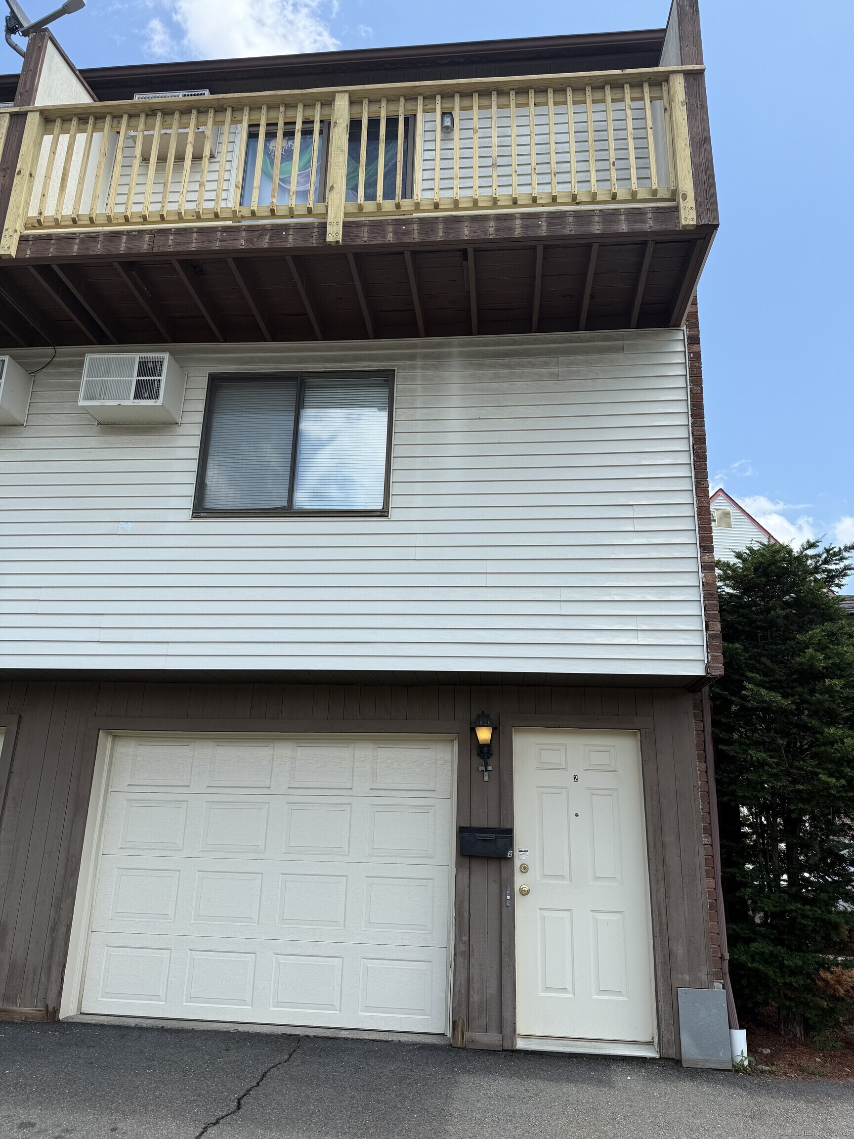 Property Photo: 531 Meriden Road 2 CT 06705