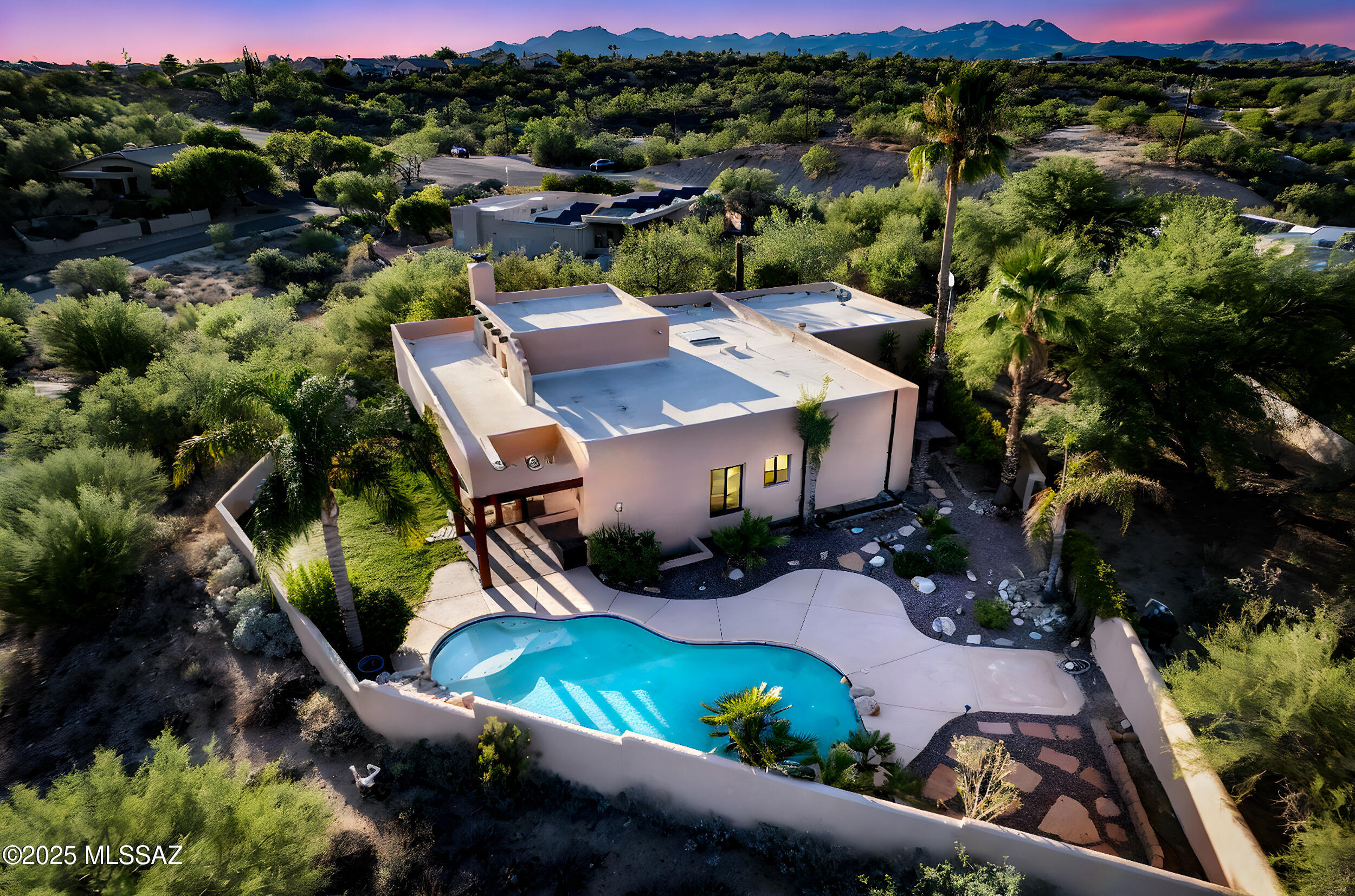Property Photo:  11140 N Poinsettia Drive  AZ 85737 