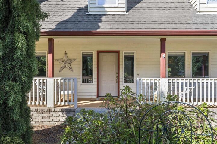 2612 Saddle Way  Richland WA 99352 photo