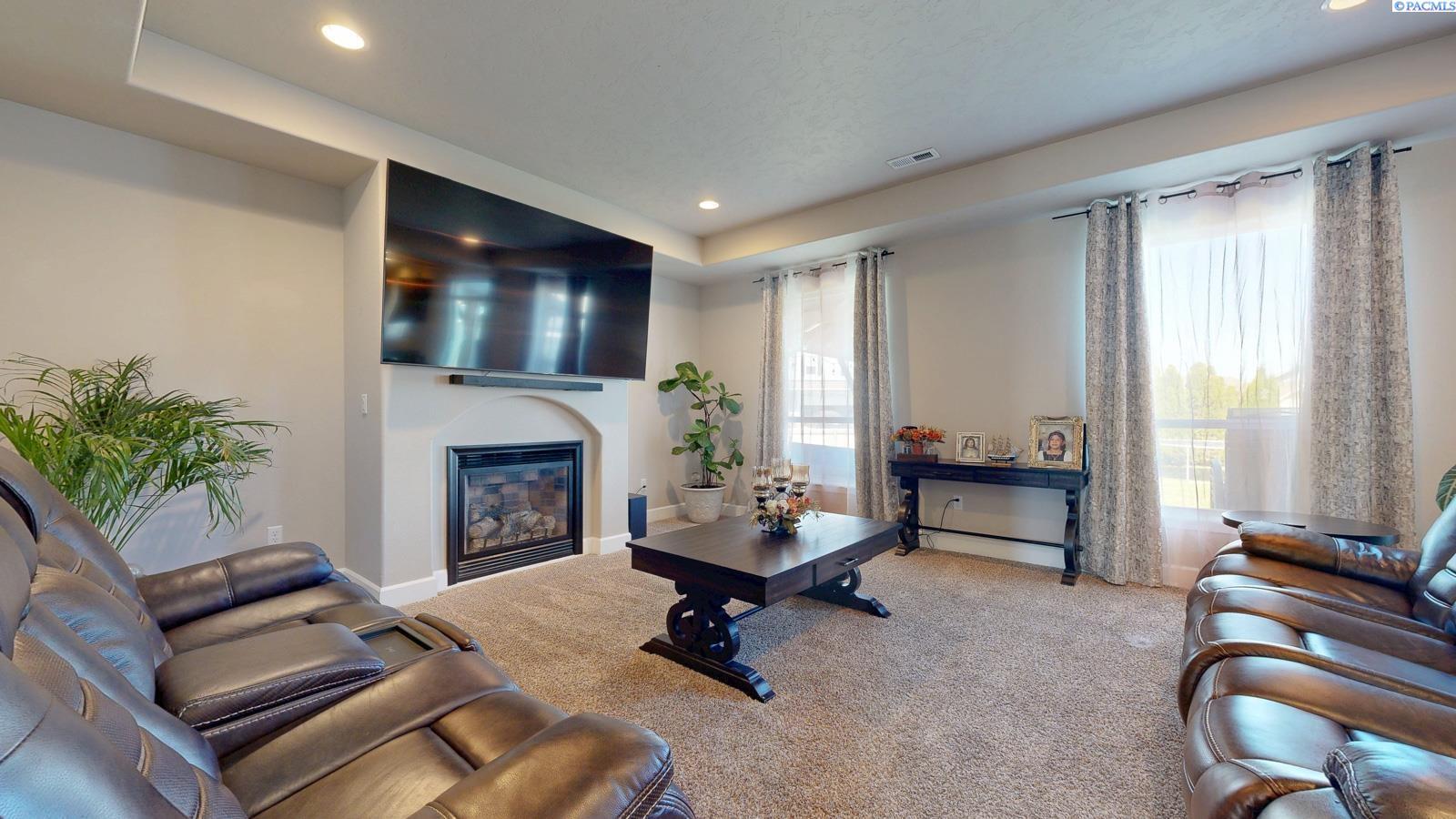 Property Photo: 5802 Sidon Lane WA 99301