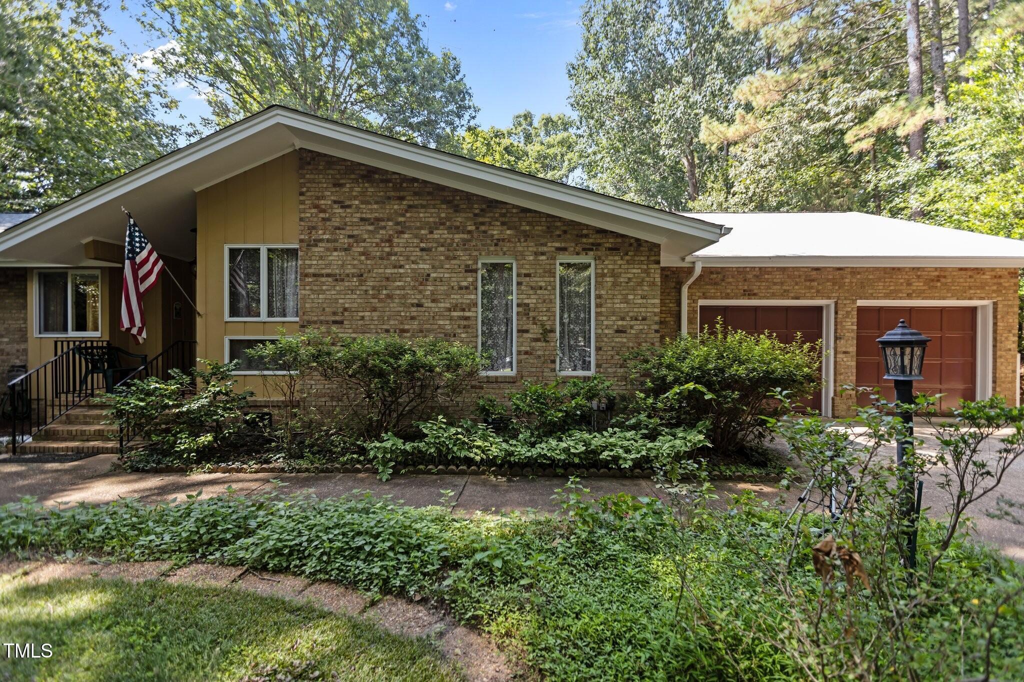 Property Photo:  2836 Mattlyn Court  NC 27613 