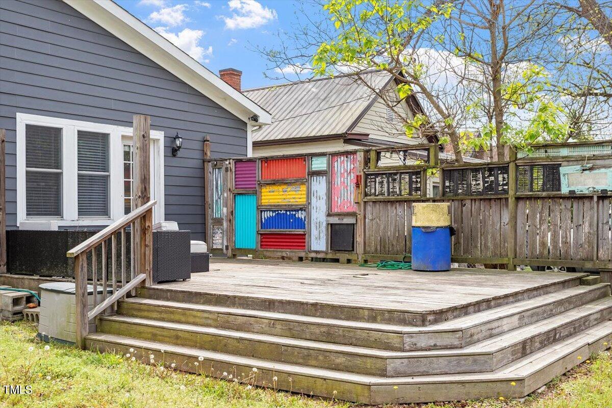 Property Photo: 208 S Guthrie Avenue NC 27703