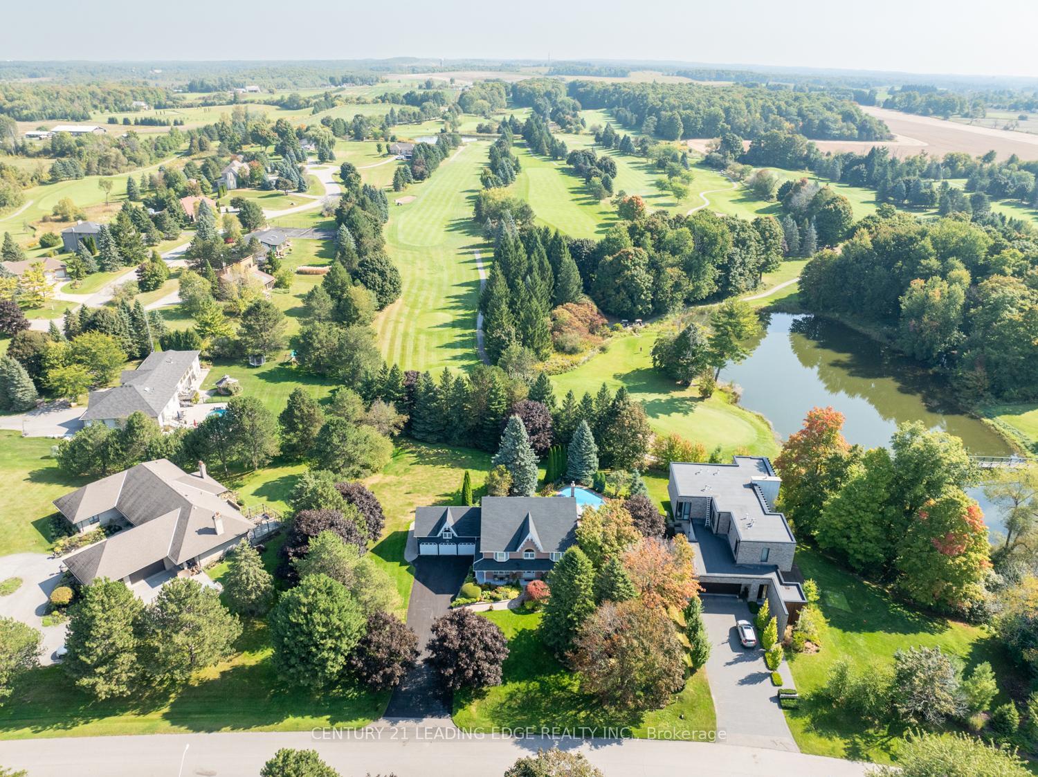 Photo de la propriété: 3 Maple View Lane ON L4A 7X5
