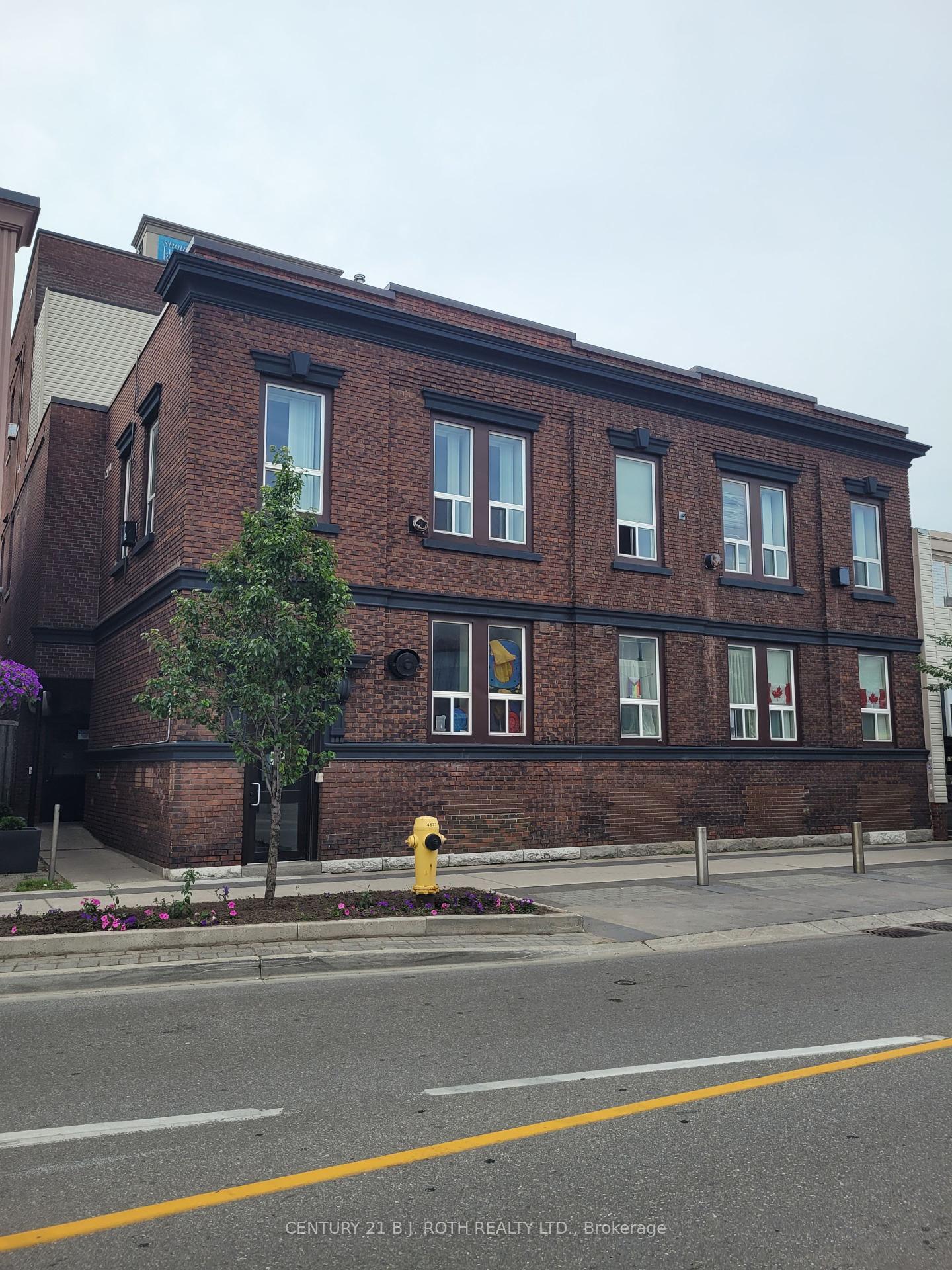 19 Dunlop Street W 201  Barrie ON L4N 1A1 photo