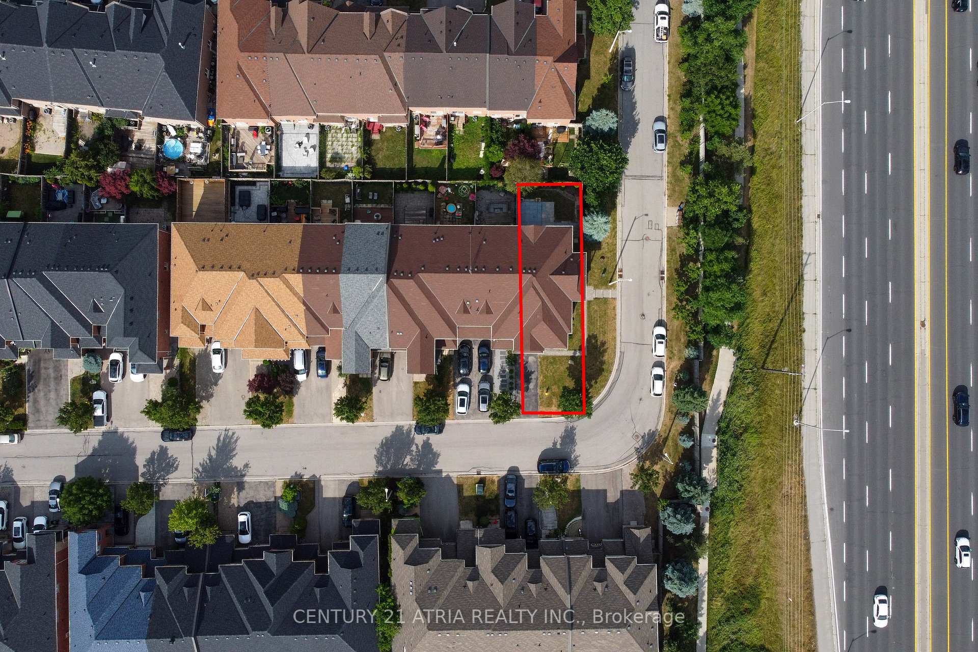 Property Photo: 66 Daniel Reaman Crescent ON L4J 8V1