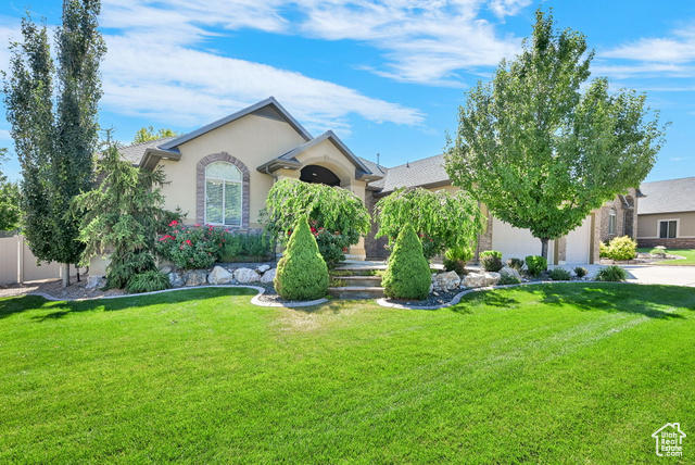 Property Photo: 7496 S 1740 E UT 84405