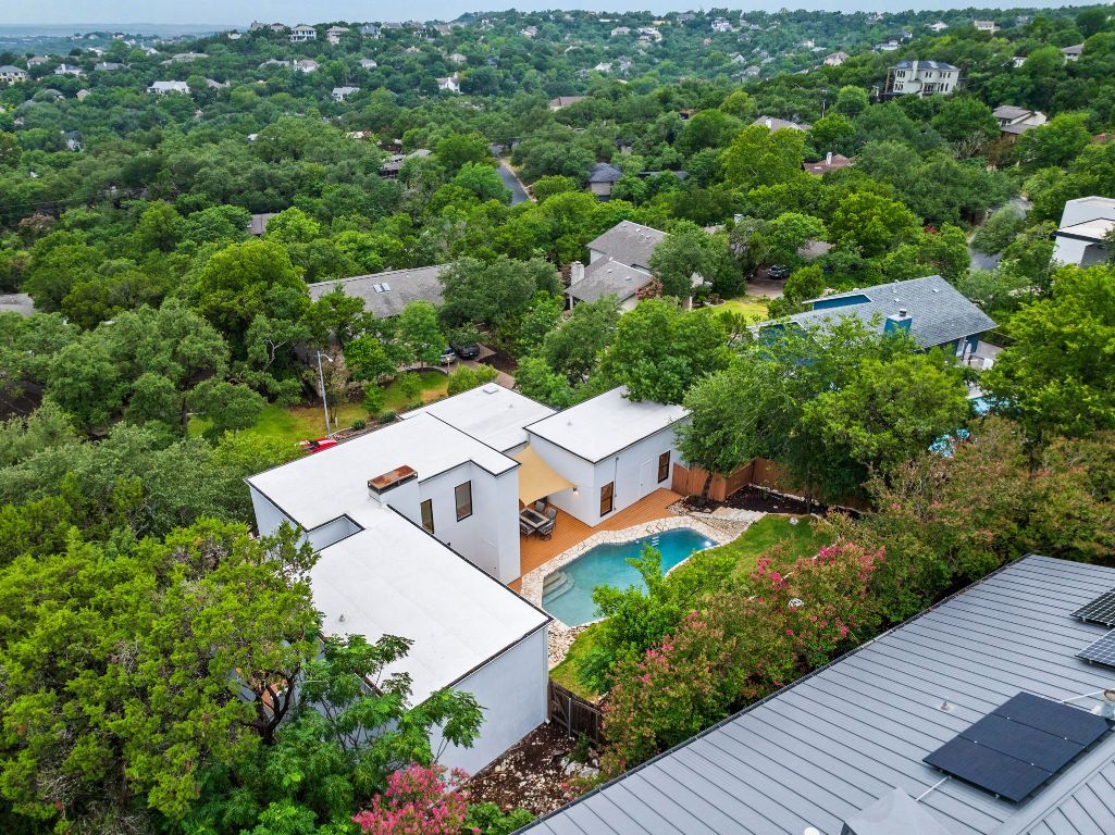 Property Photo: 3704 Laurel Ledge Lane TX 78731