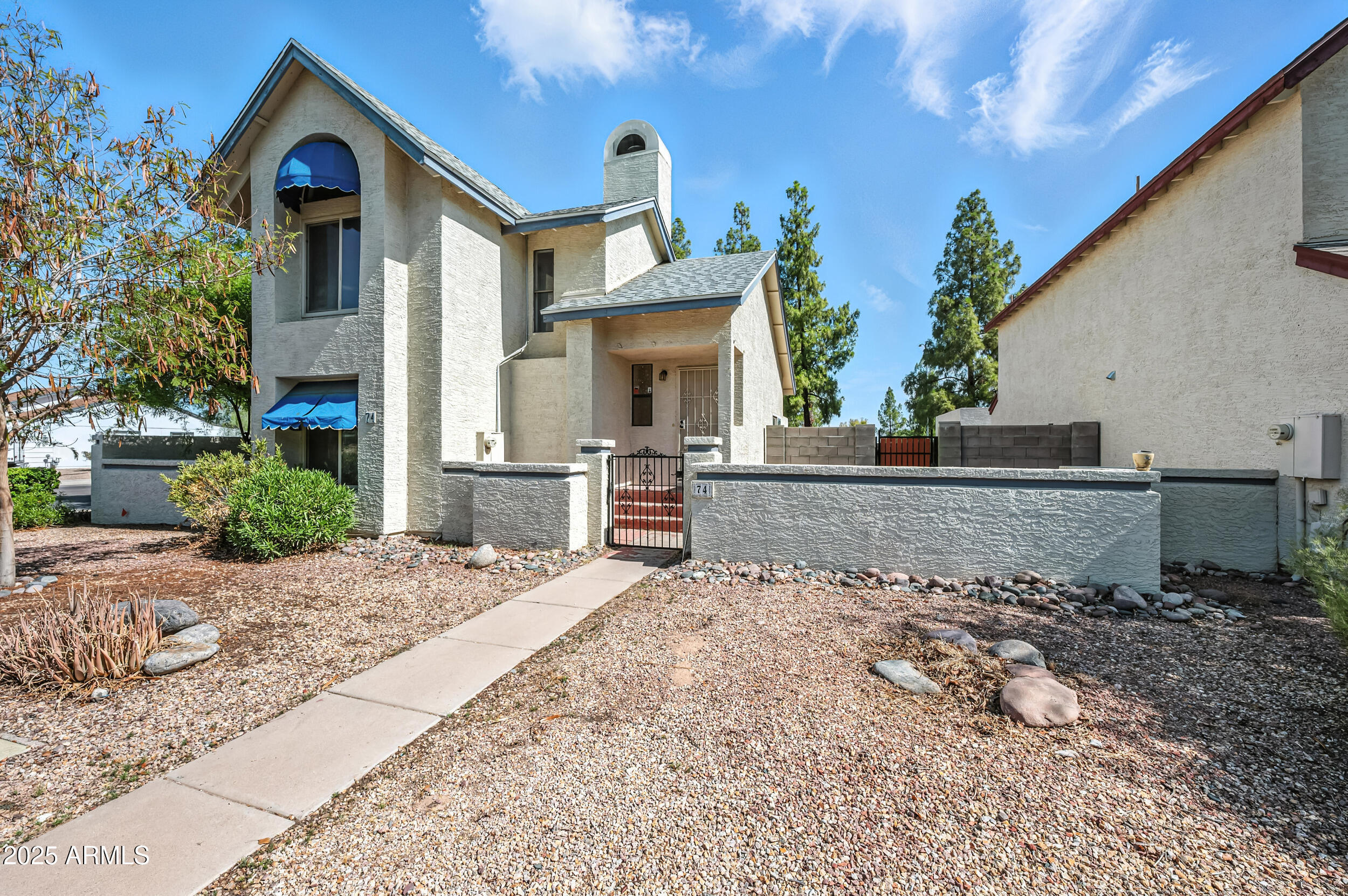 Property Photo: 1535 N Horne -- 74 AZ 85203
