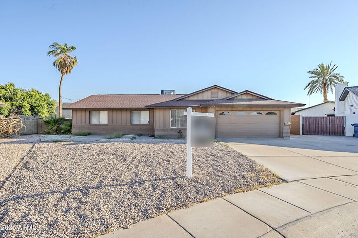 Property Photo:  2337 E Riviera Drive  AZ 85282 