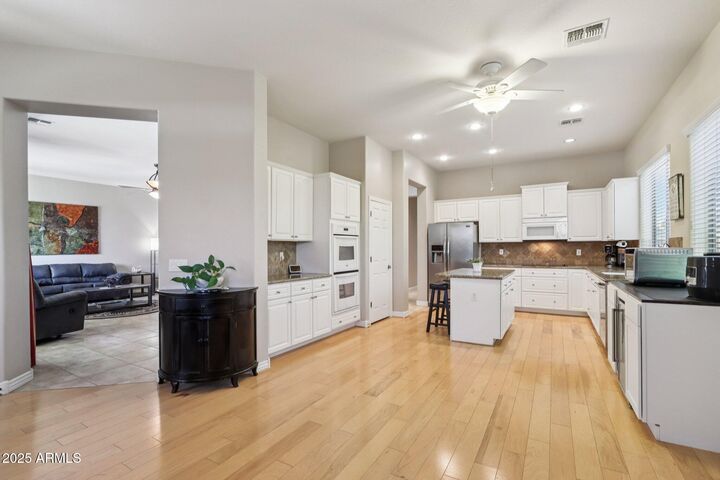 Property Photo: 11931 W Villa Chula Lane AZ 85373