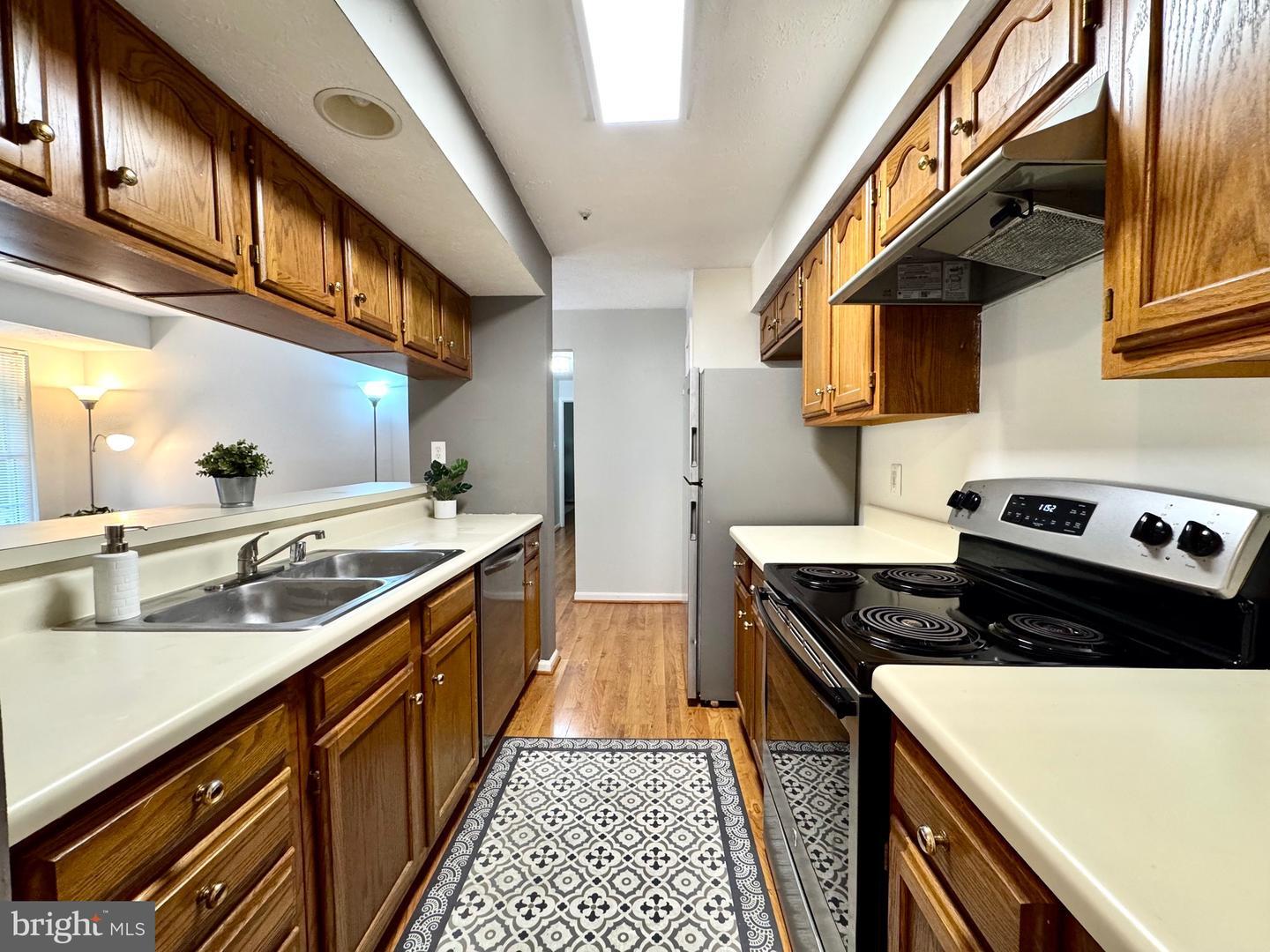 Property Photo: 632 Belle Dora Court L-12E MD 21012