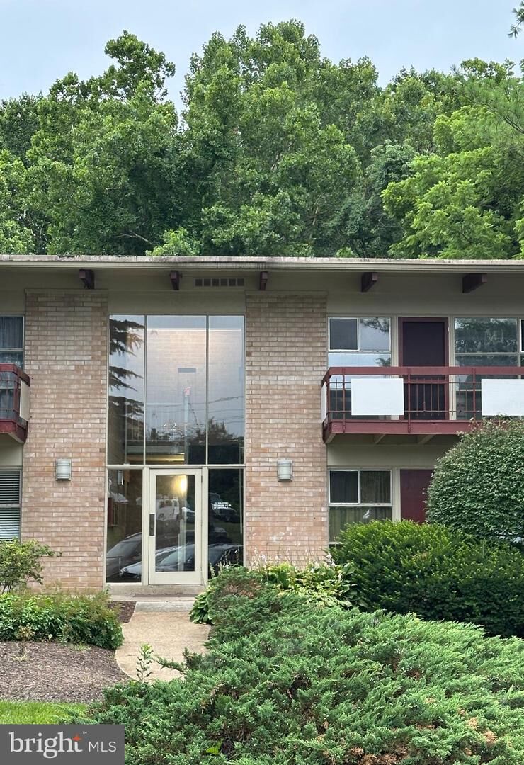 Property Photo:  4227 Americana Drive 204  VA 22003 