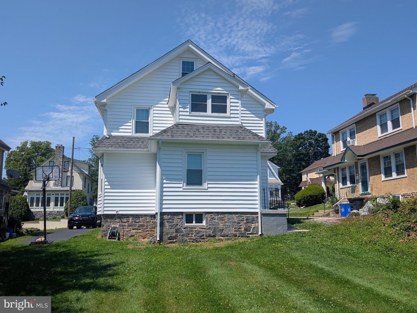 Property Photo: 127 Foster Avenue PA 19082