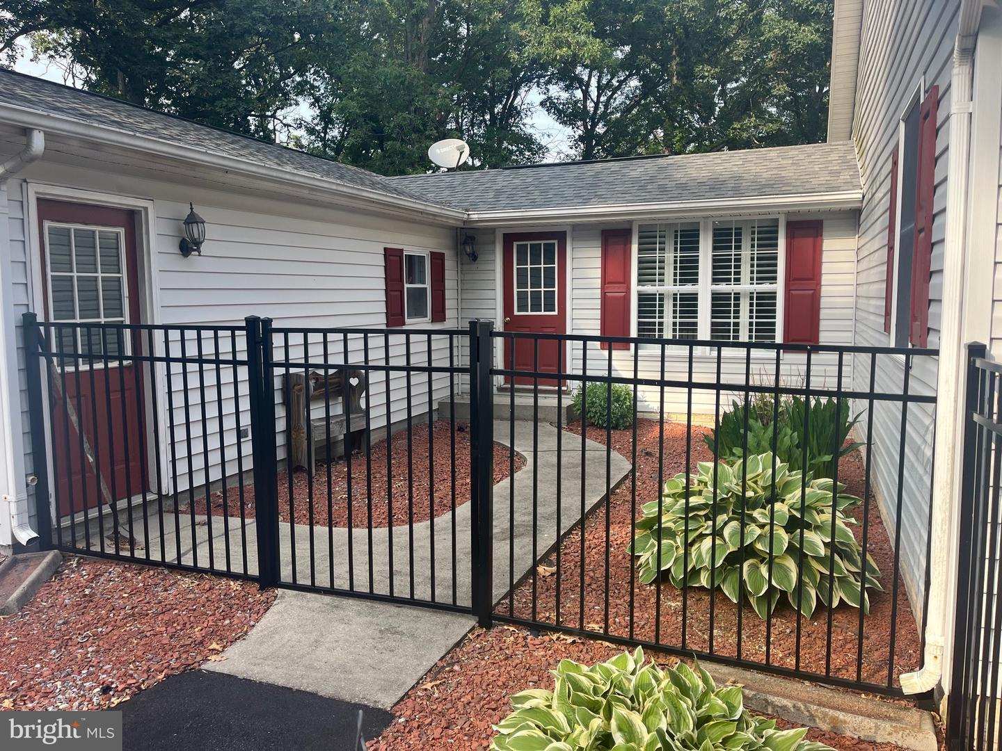 Property Photo: 10 Winnipeg Lane WV 25427