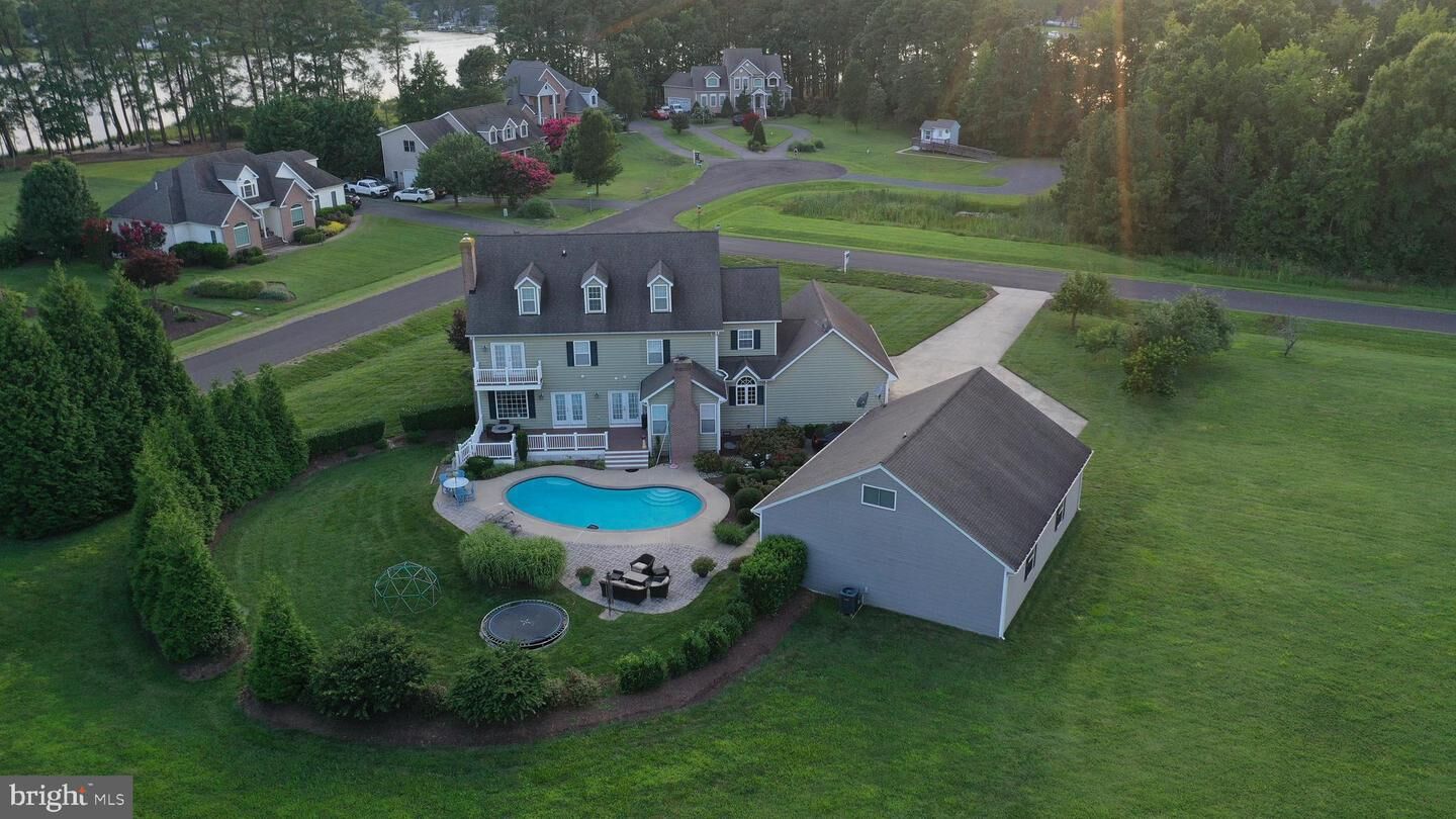 Property Photo:  105 Port Court  MD 21638 