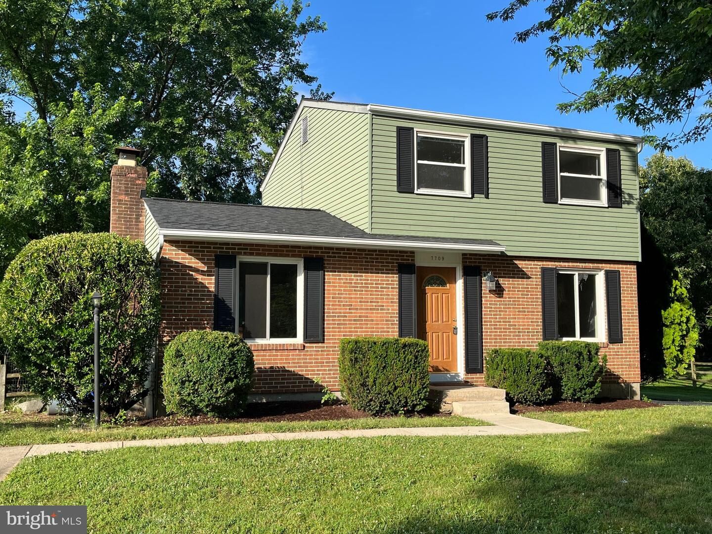Property Photo: 7709 Mineral Springs Drive MD 20877