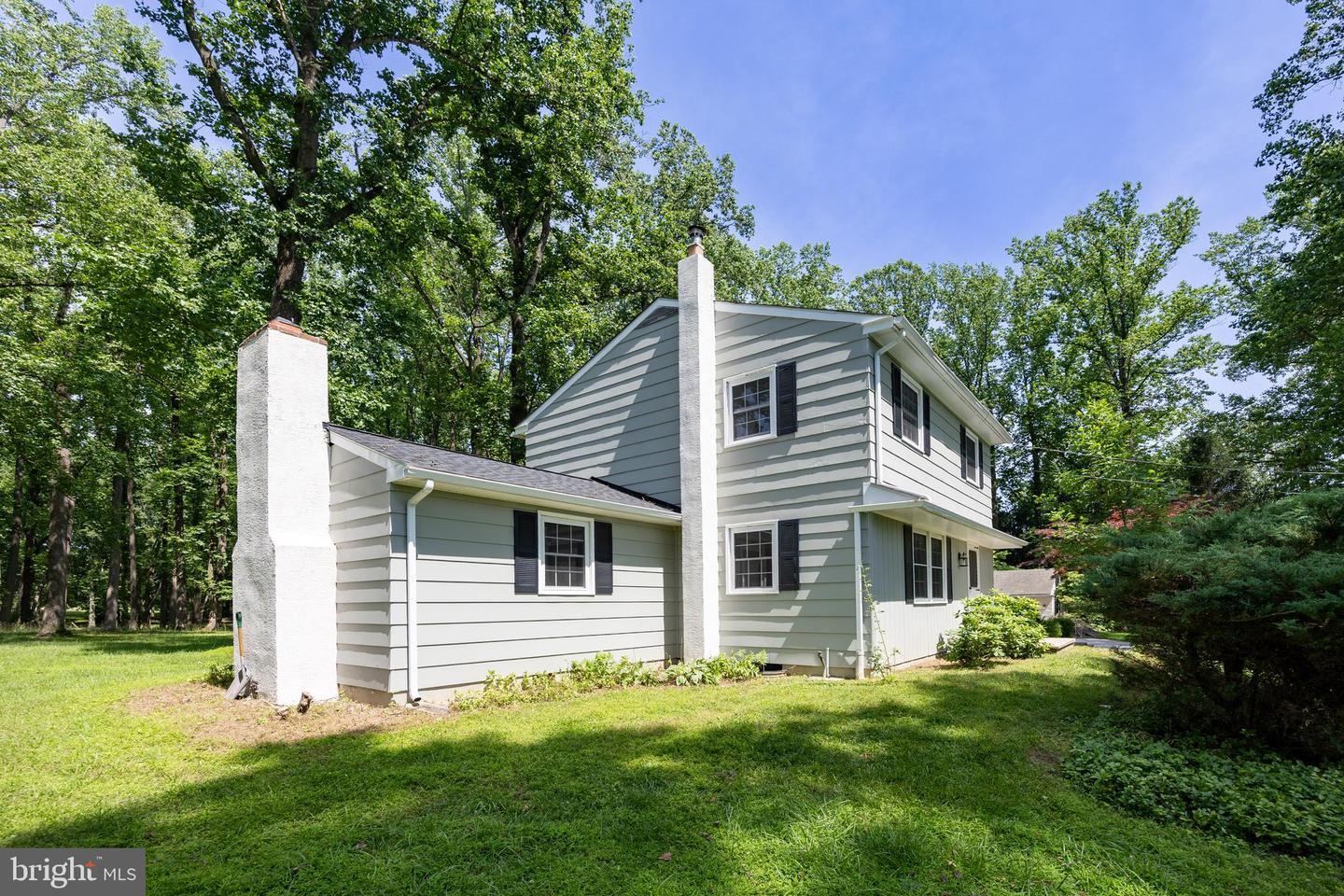 Property Photo: 1061 Forest Lane PA 19342