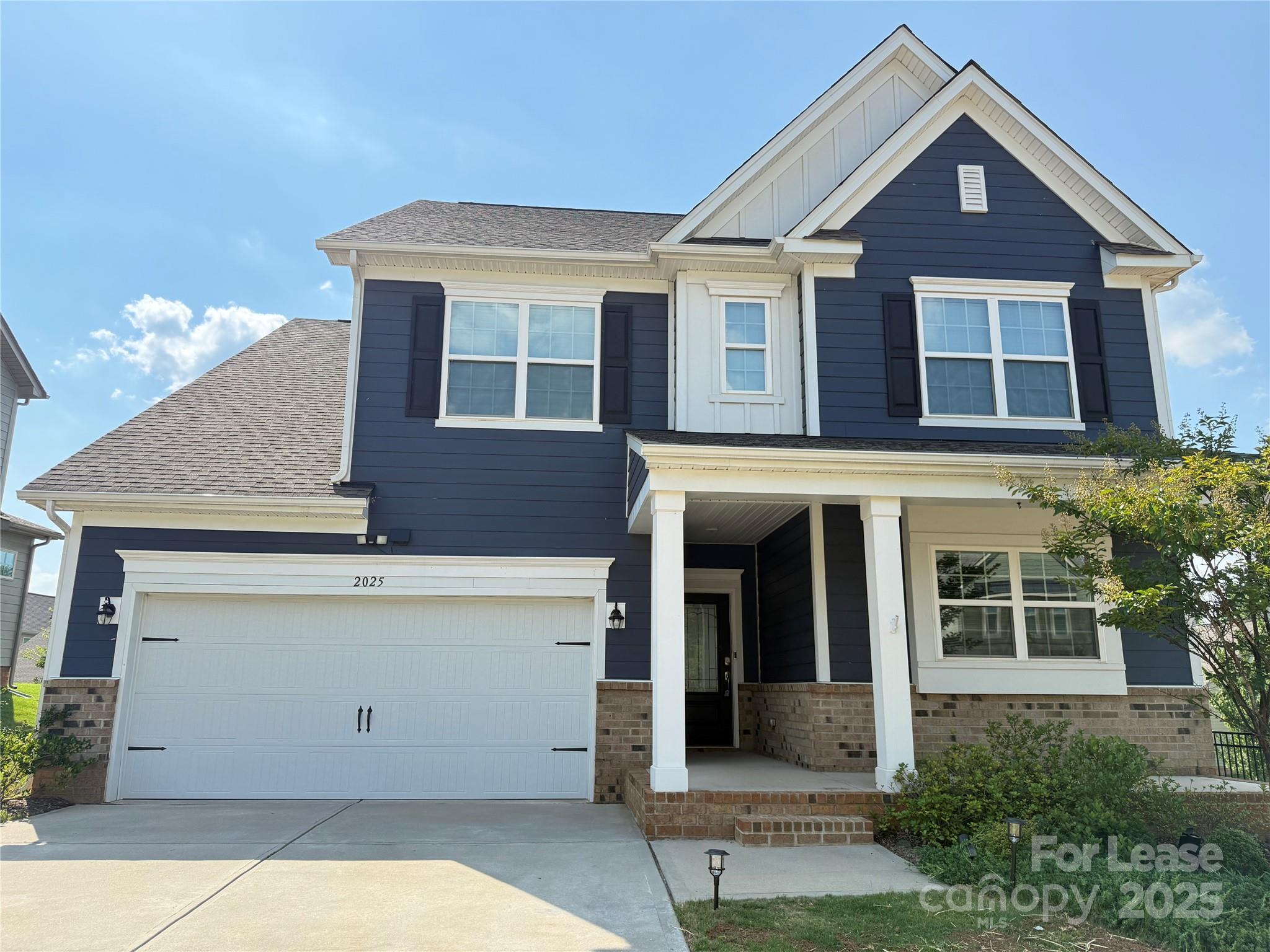 Property Photo: 2025 Deep River Way NC 28173