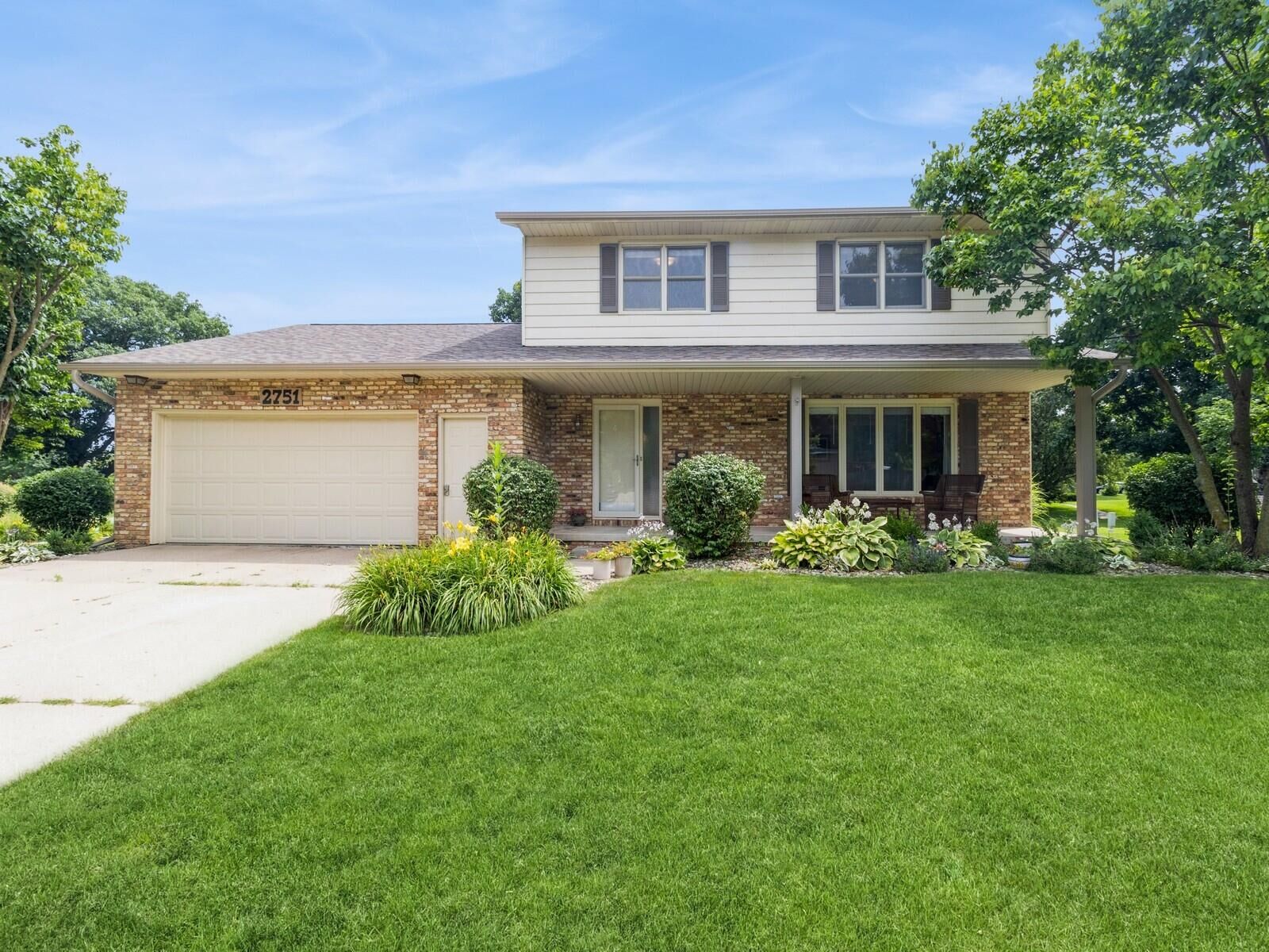Property Photo:  2751 Cleveland Drive  IA 50010 