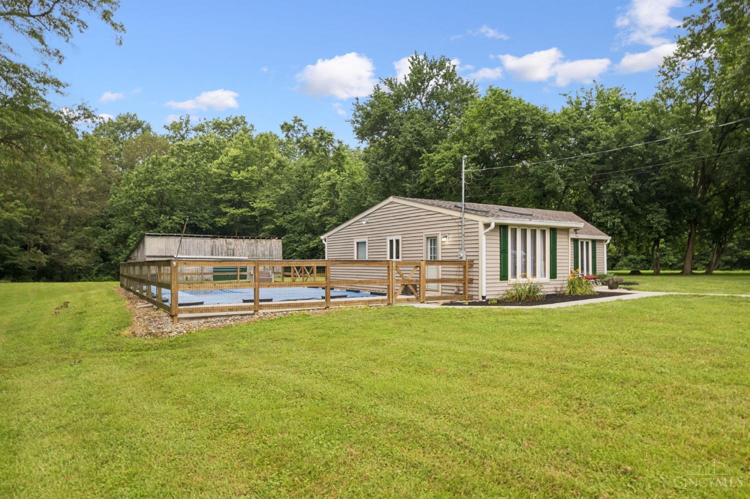 Property Photo: 2099 Bethel Hygiene Road OH 45106
