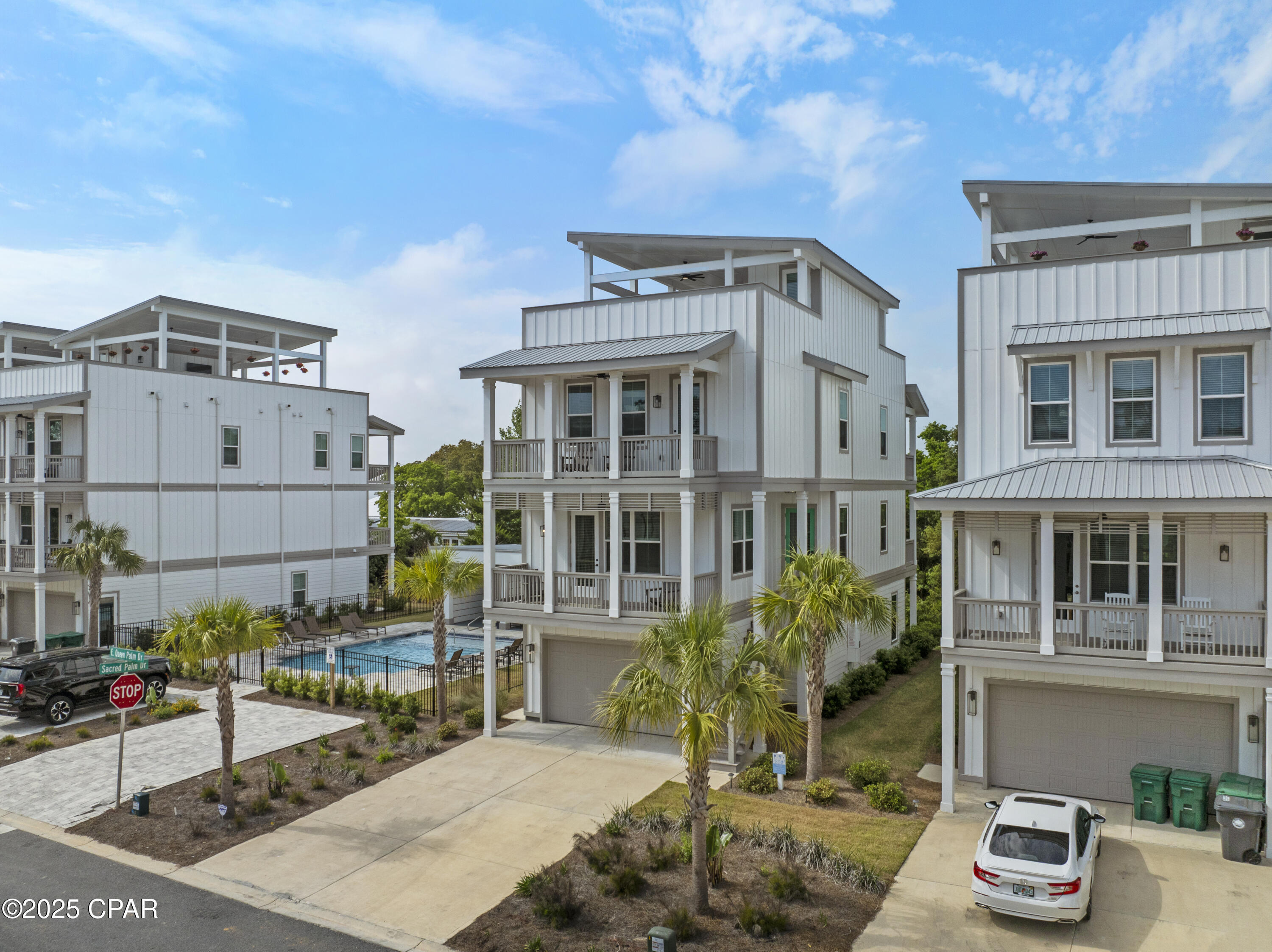 Property Photo: 15 E Queen Palm Drive FL 32461