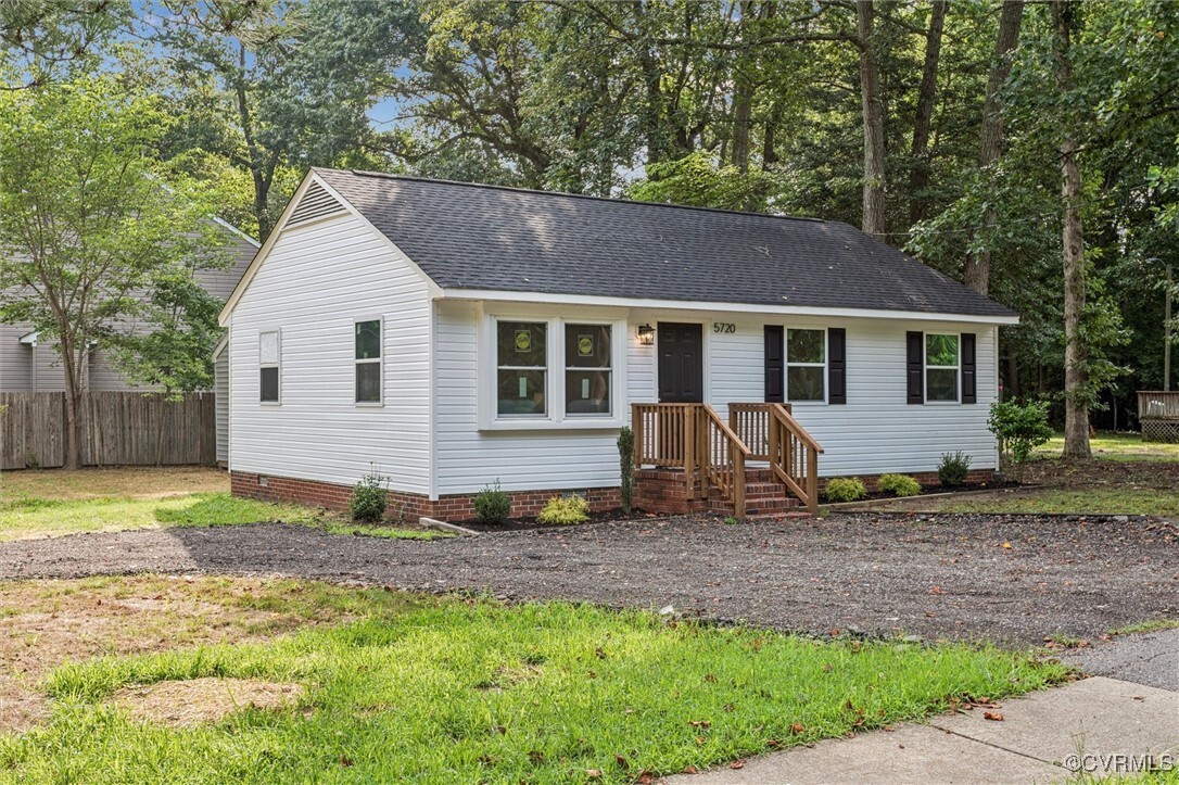 Property Photo: 5720 Centerville Road VA 23188