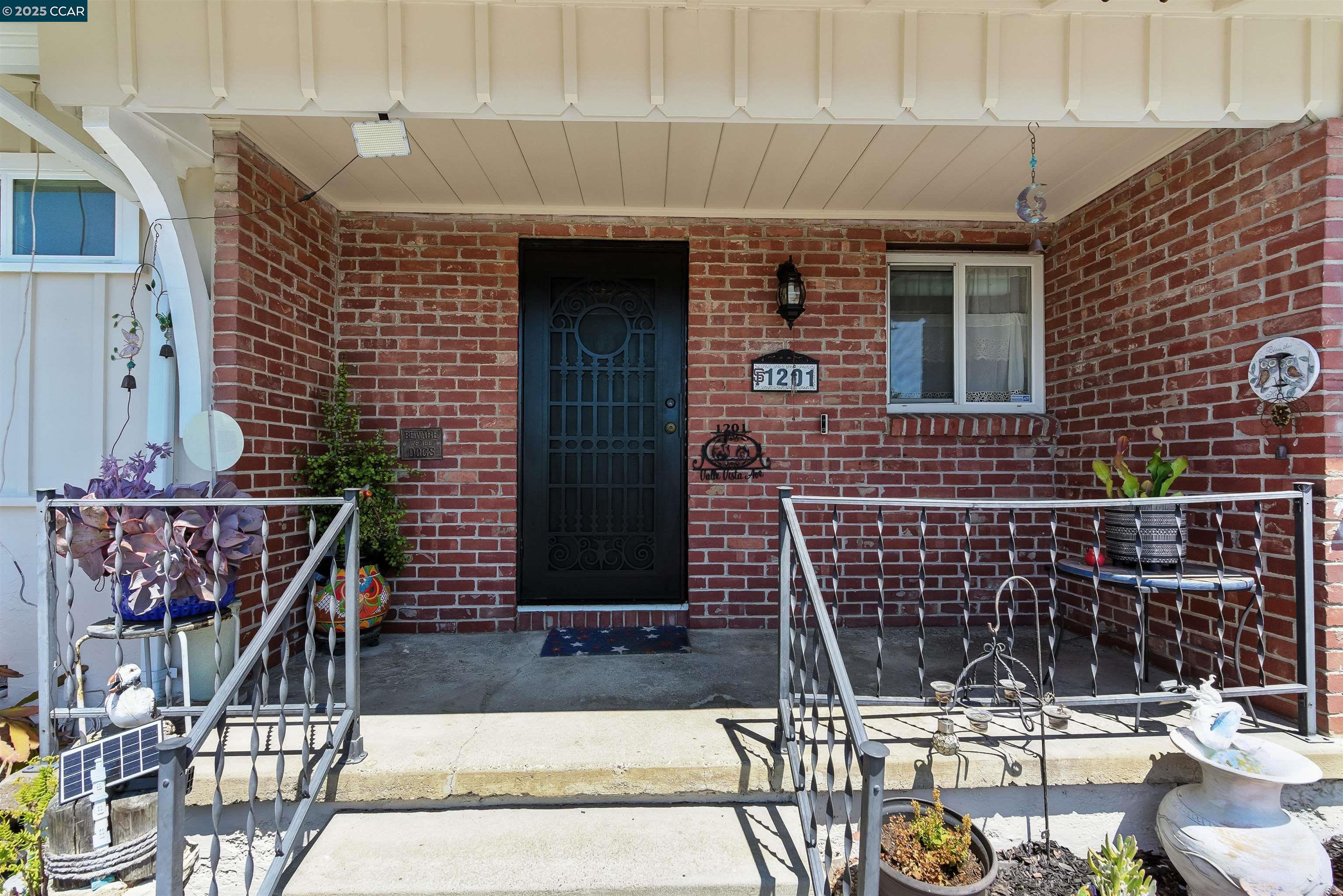 Property Photo: 1201 Valle Vista Ave CA 94589