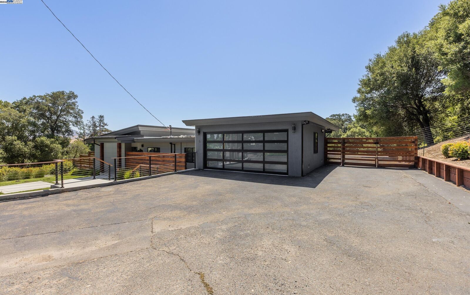 Property Photo:  5 Sky Terrace  CA 94526 