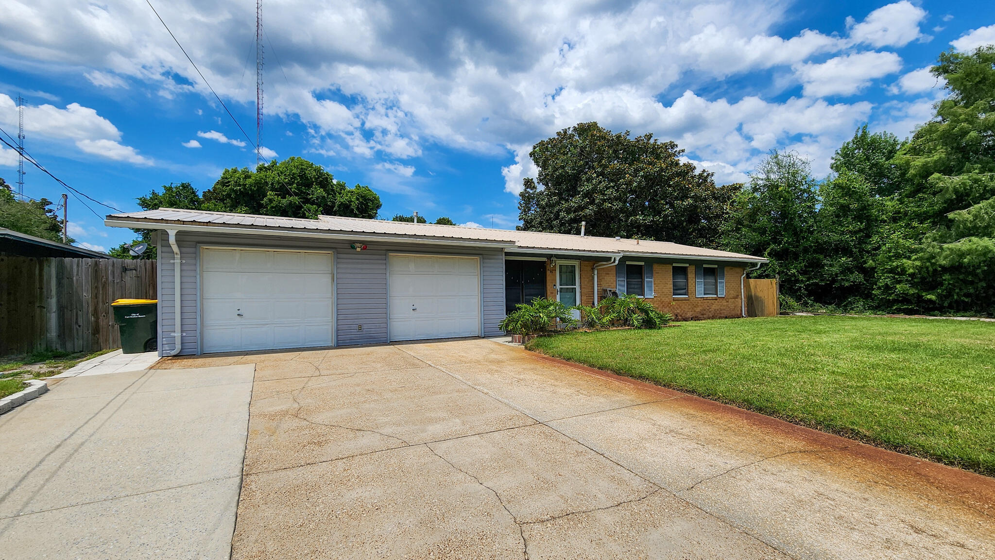 Property Photo: 191 SW Baggett Place FL 32548