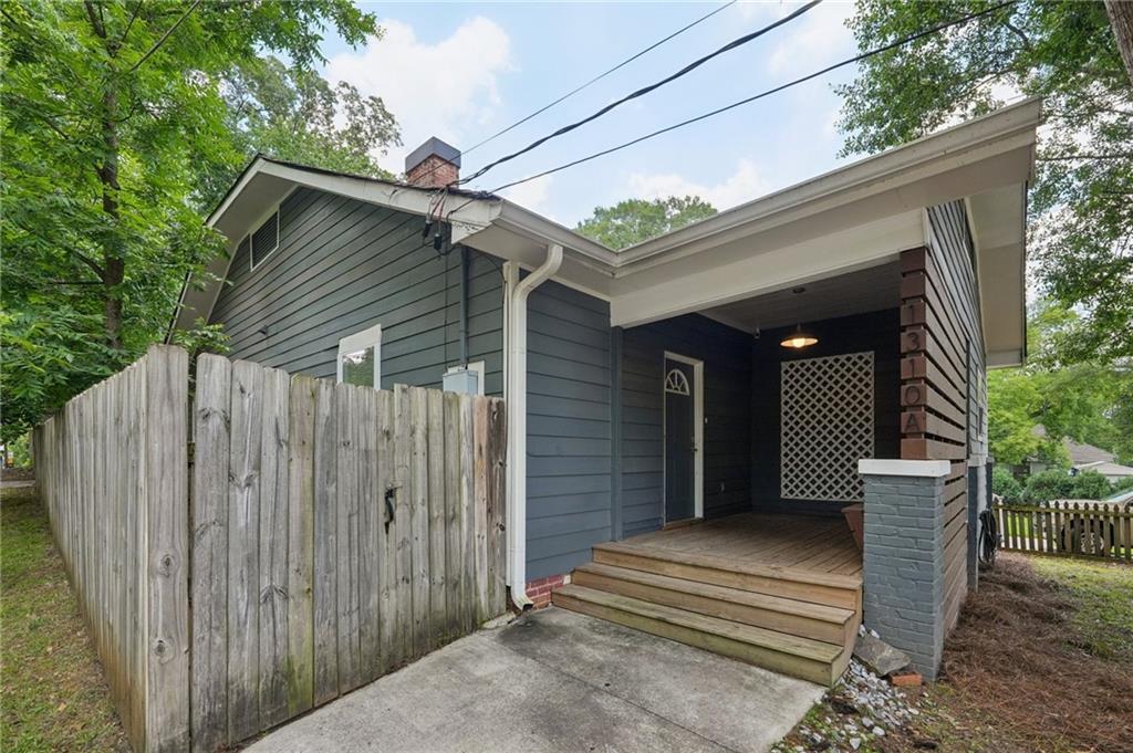 Property Photo:  1310 Hartford Avenue SW  GA 30310 